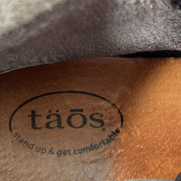 Taos Cutie Boots in Deep Red Size 10 - Picture 11 of 13